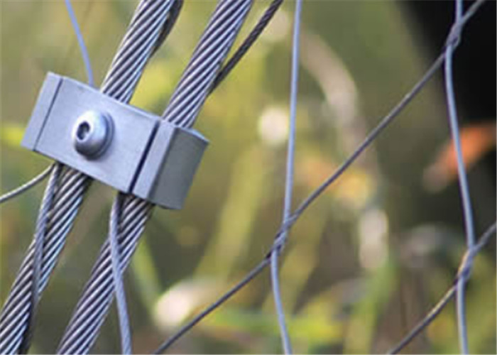 Eğlence Parkı Güvenliği İçin Esnek Paslanmaz Çelik Kablo Mesh Uzun Kullanım Ömrü