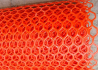 300g / M2 Plastik Hasır Ağ Altıgen Delik Kırmızı Kümes Hayvanları Yetiştiriciliği Düz