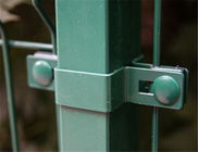 50mm Delik Yeşil Renk Pvc Kaplı Hasır Çit Tut Kavrama Basit