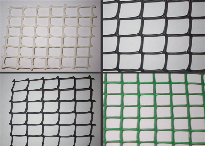 30mm Plastik Yetiştirme Filesi Altıgen Delik Siyah Kimya Sanayi Kullanımı